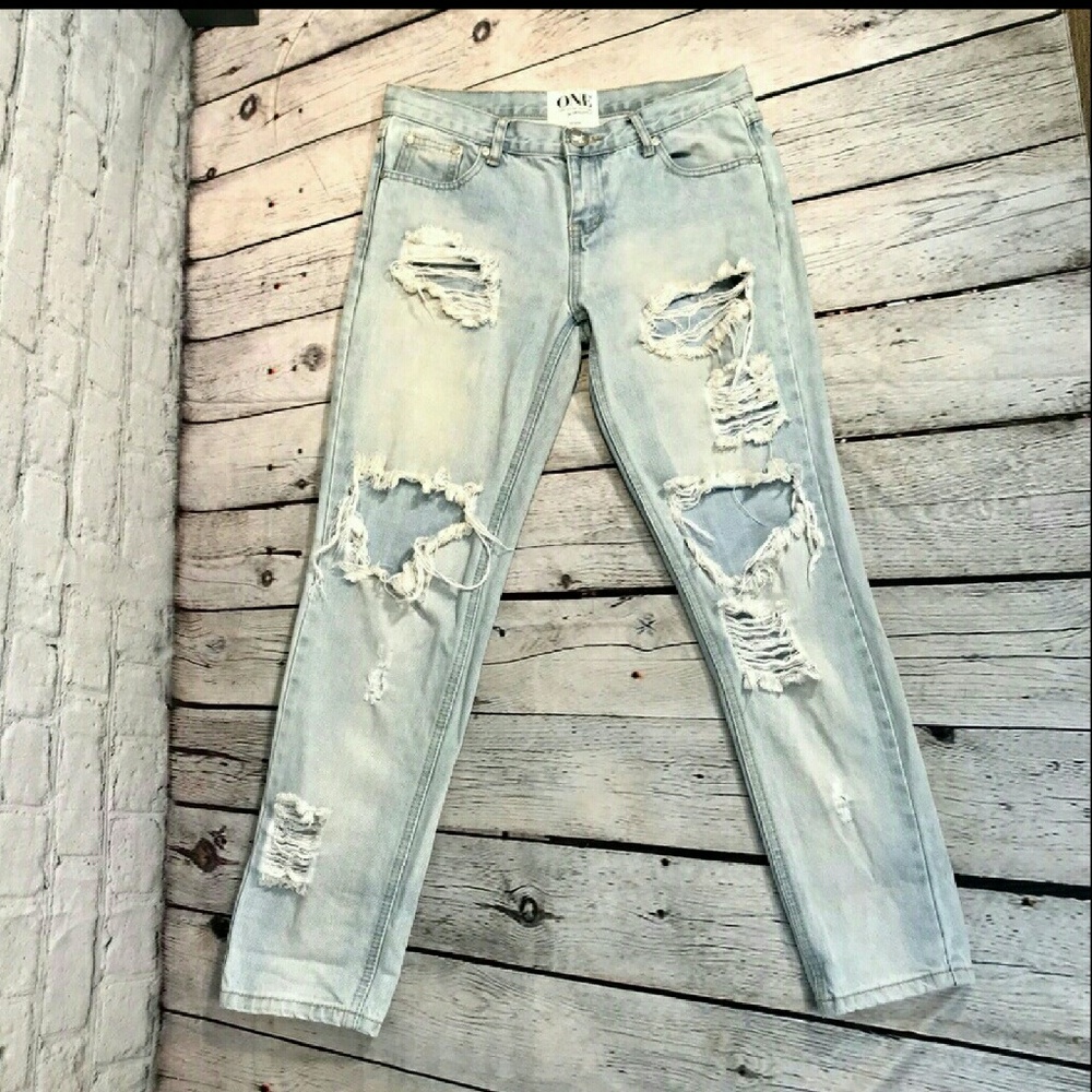 One Teaspoon Boyfriend Distressed Jeans
